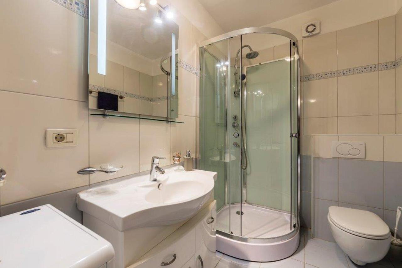 Apartment Dubravka Near The Sandy Beach Medulin Bagian luar foto