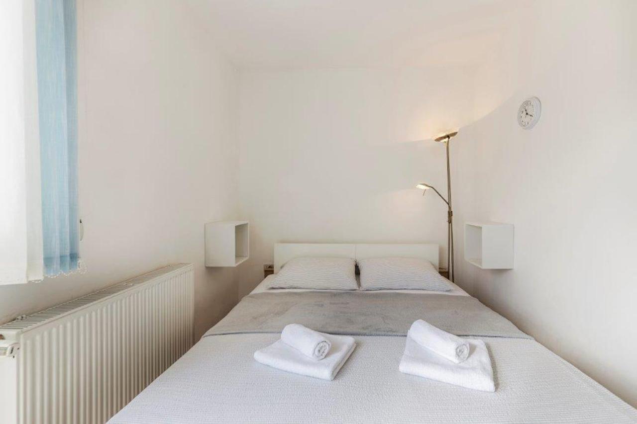 Apartment Dubravka Near The Sandy Beach Medulin Bagian luar foto